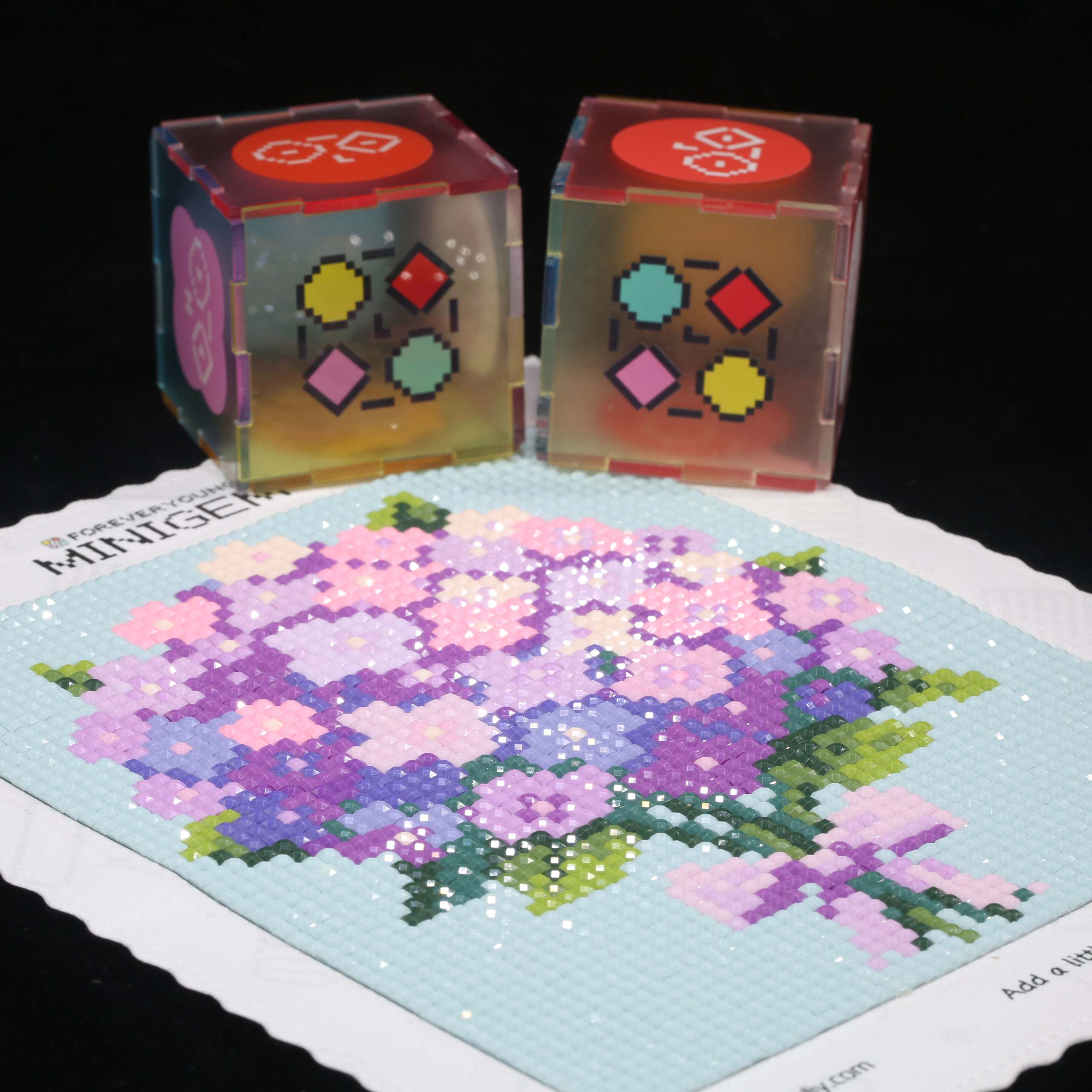 Resin Art Purple - ミニジェム ® 紫アジサイ 5D ダイヤモンドペインティングキット、5インチ×6インチの樹脂製スクエアドリル、初心者と子供向けのミニダイヤモンドアート