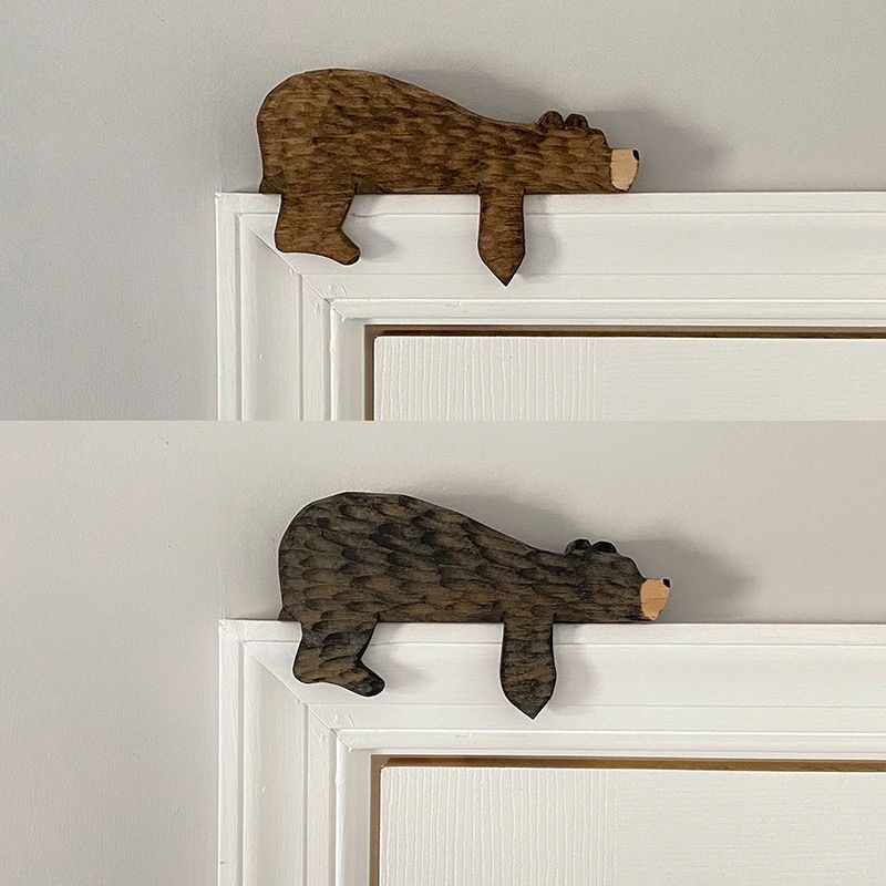 北欧スタイルの新しい楽しい木製ヒグマドアトップ装飾コーナー彫 - Resin Art With Wood のレビューと価格