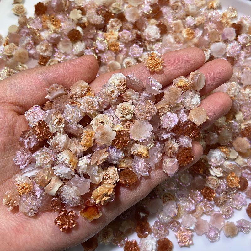 ミニシミュレーションローズバッド 20/50/100個入り  - Resin Art Rose Petals のレビューと価格