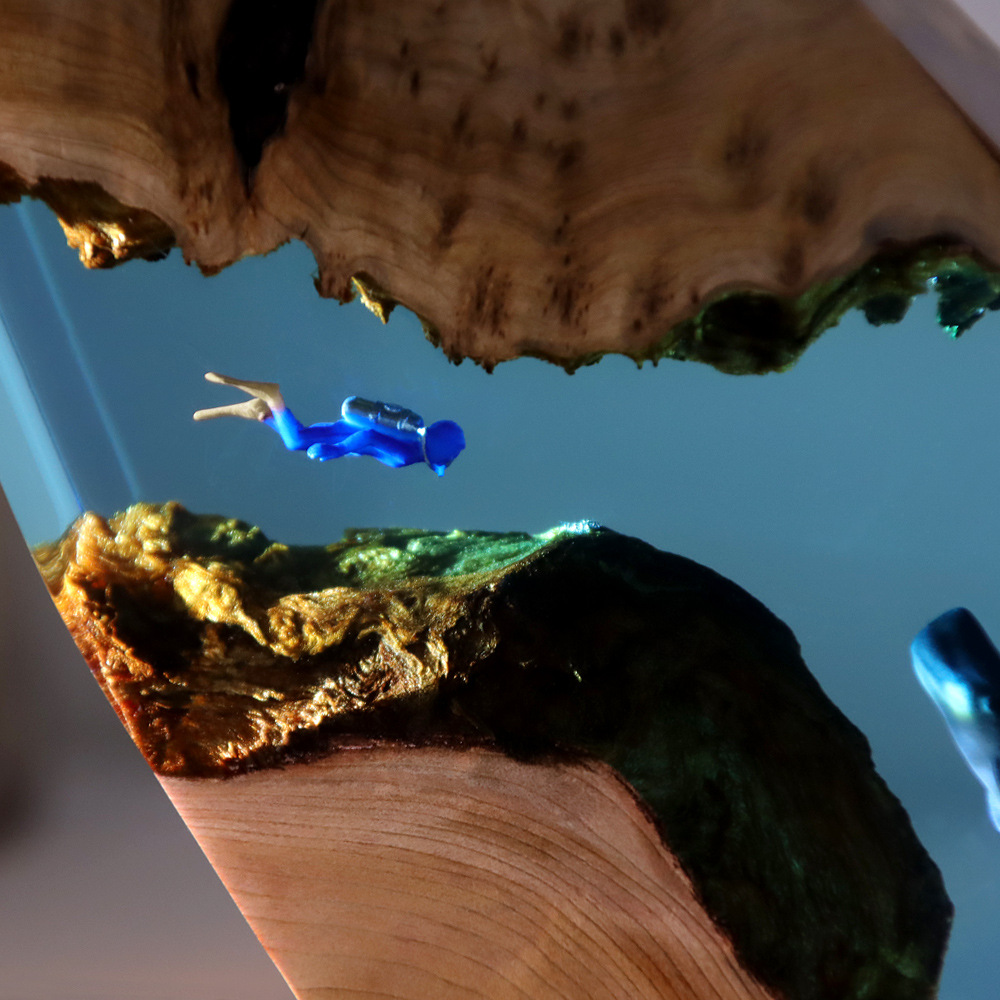 新しい水中洞窟クジラダイバーホームデスクデコレーション無垢材 - Resin Art With Wood のレビューと価格