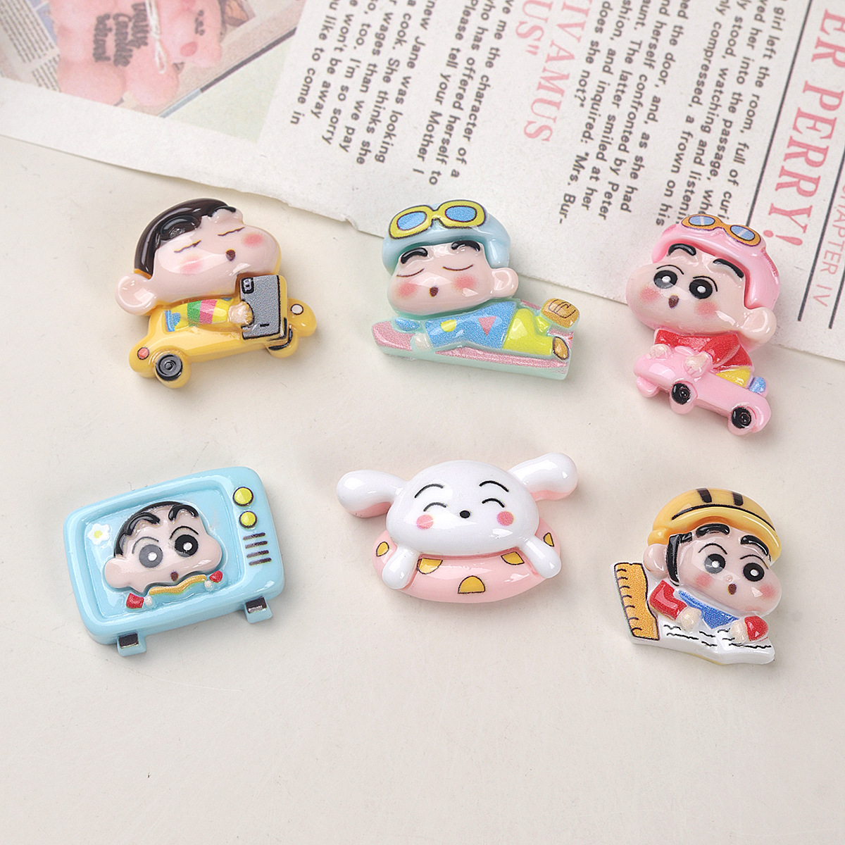 かわいいクレヨンしんちゃん樹脂製アクセサリー装飾人形アニメ漫 - Resin Art Phone Case のレビューと価格
