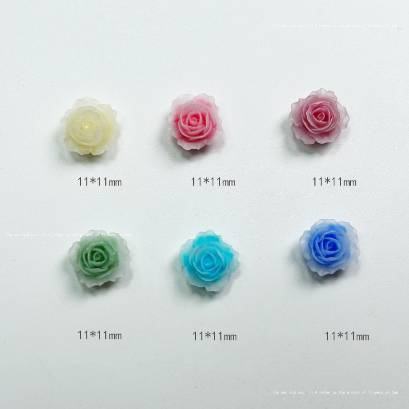 カワイイローズレジンネイルチャーム、カメリア、ペタルデザイン - Resin Art Rose Petals のレビューと価格