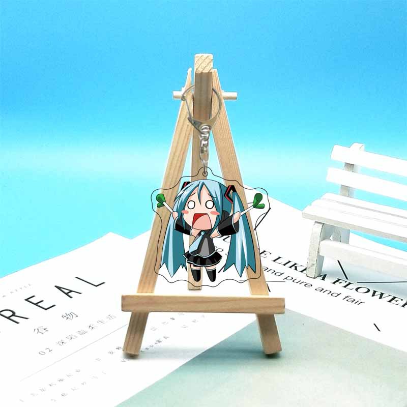 初音ミクアニメアクリルかわいいフィギュアバッグチャームキーリ - Resin Art Anime のレビューと価格
