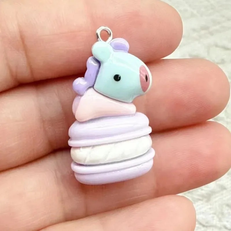 10個入りミックスカートゥーンレジンチャーム、小さな装飾ペン - Resin Art And Craft のレビューと価格