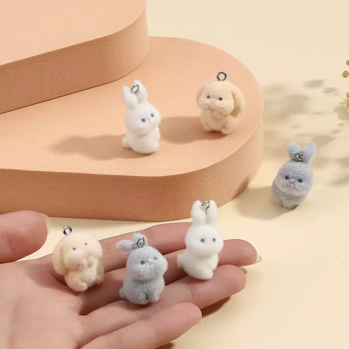 10個入り フロッキング加工 小さなウサギ レジンチャーム  - Resin Art For Sale のレビューと価格