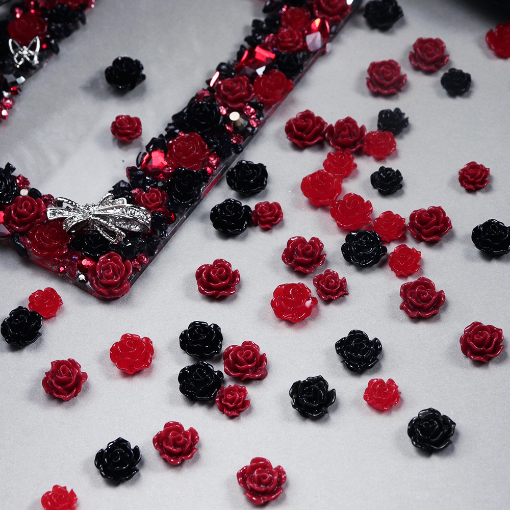 100個入り 赤と黒の樹脂製バラの花 ネイルアートデコレーシ - Resin Art Rose Petals のレビューと価格